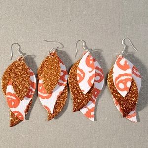 2 pairs of Halloween earrings